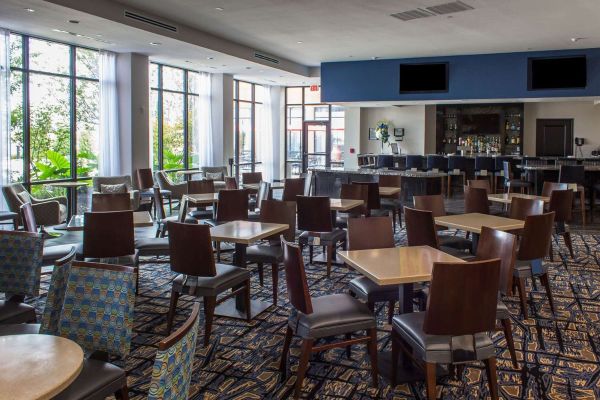 ARBOR HOTEL AND CONFERENCE CENTER (Lubbock)